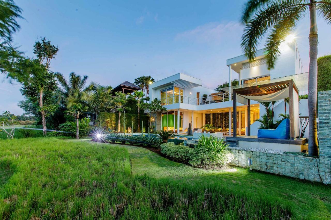 Phocea Golf View Villa By Premier Hospitality Asia Pecatu  Bagian luar foto