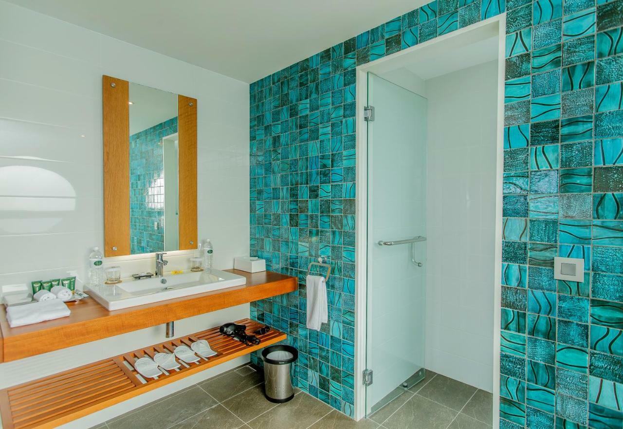 Phocea Golf View Villa By Premier Hospitality Asia Pecatu  Bagian luar foto